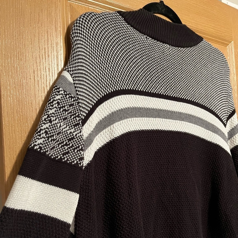 CJ Banks Black and White Zip Up Sweater - Picture 2 of 8